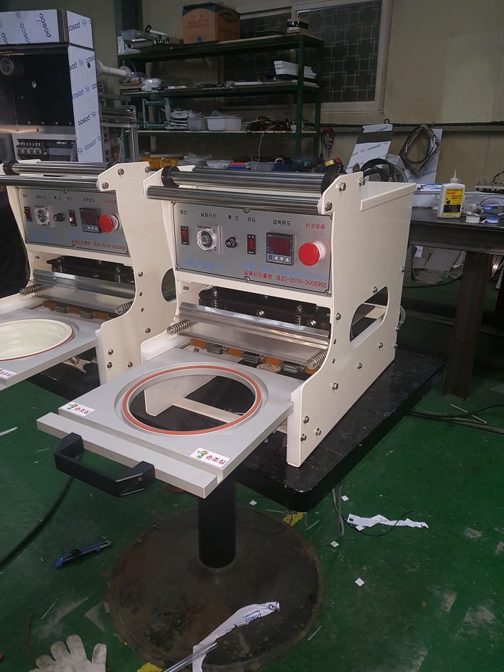 12-MD-SM1[탁상형]-최신형[트리밍절단 실용신안 제20-2016-0005992호]-중화요리용기.jpg